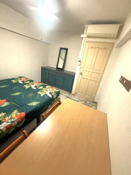 868 Yishun Street 81, 868 Yishun Street 81, Room Rental, 120 sqft, HDB Flat For Rent, by Steven Choo, 500213985 - Bedroom - PropertyGuru.com.sg