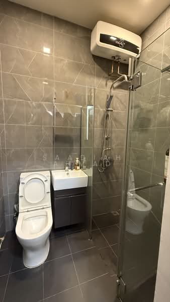 Opera Estate, 63 Aida Street, 4 Bedrooms, 1,732 sqft, Terraced House For Sale, by Saadiah Ahmad, 500213986 - Bathroom - PropertyGuru.com.sg