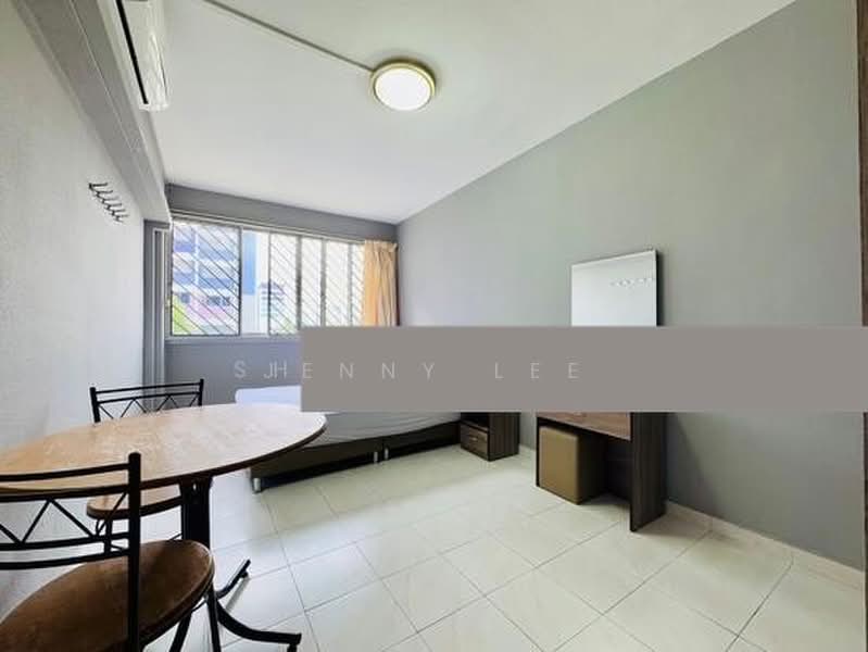 913 Jurong West Street 91, 913 Jurong West Street 91, 3 Bedrooms, 1,119 sqft, HDB Flat For Sale, by Jenny Lee, 500213990 - Bedroom - PropertyGuru.com.sg