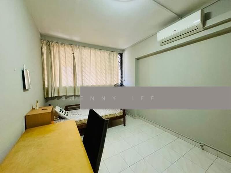 913 Jurong West Street 91, 913 Jurong West Street 91, 3 Bedrooms, 1,119 sqft, HDB Flat For Sale, by Jenny Lee, 500213990 - Bedroom - PropertyGuru.com.sg