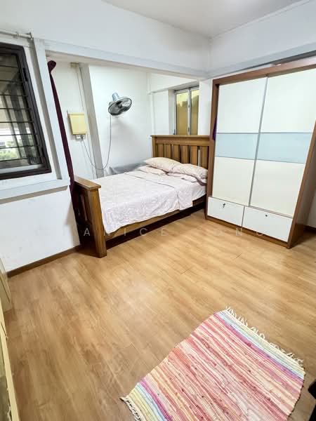 124 Jurong East Street 13, 124 Jurong East Street 13, Room Rental, 180 sqft, Condominium For Rent, by Shanice Yong, 500214007 - Bedroom - PropertyGuru.com.sg
