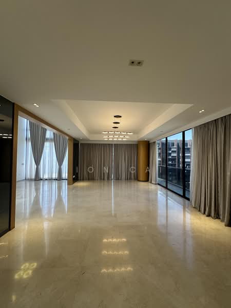 Trilight, 9 Newton Road, 4 Bedrooms, 5,802 sqft, Condominium For Sale, by Fion Cai, 500214015 - Living Room - PropertyGuru.com.sg