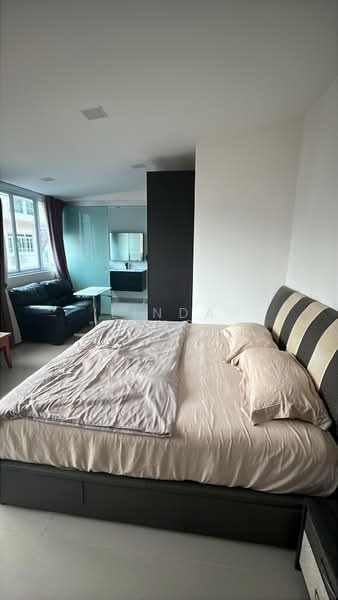 417235, , Room Rental, 400 sqft, Semi-Detached House For Rent, by Linda Ong, 500214018 - Bedroom - PropertyGuru.com.sg