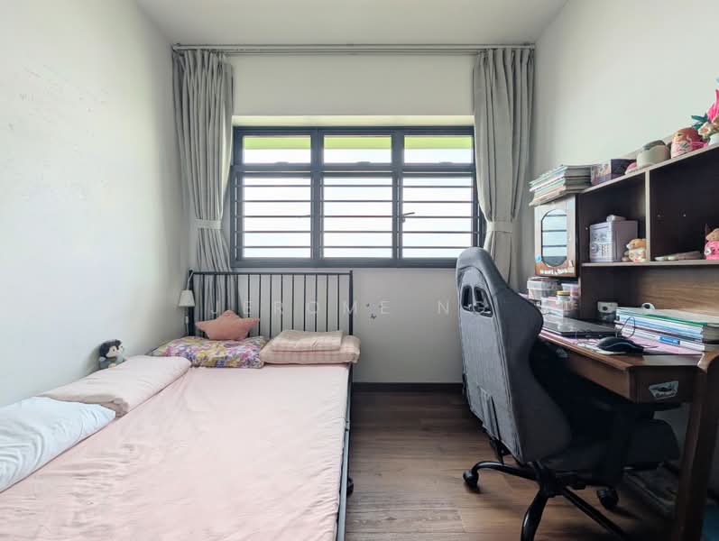799A Woodlands Drive 60, 799A Woodlands Drive 60, 2 Bedrooms, 732 sqft, HDB Flat For Sale, by Jerome Ng, 500214019 - Common Bedroom view 3 - PropertyGuru.com.sg
