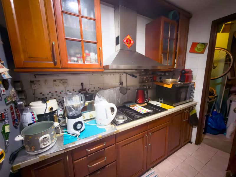 Northoaks, 20 Woodlands Cresent, Room Rental, 100 sqft, Condominium For Rent, by Kelvin Koh, 500214024 - Kitchen - PropertyGuru.com.sg