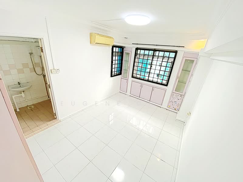 668A Jurong West Street 64, 668A Jurong West Street 64, 3 Bedrooms, 915 sqft, HDB Flat For Sale, by Eugene Chen, 500214025 - Interior - PropertyGuru.com.sg