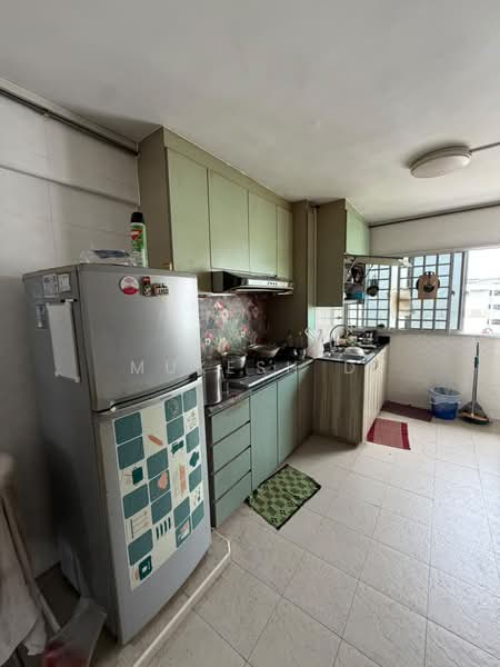 534 Jurong West Street 52, 534 Jurong West Street 52, 2 Bedrooms, 69 sqft, HDB Flat For Sale, by Mukesh D, 500214026 - Kitchen - PropertyGuru.com.sg