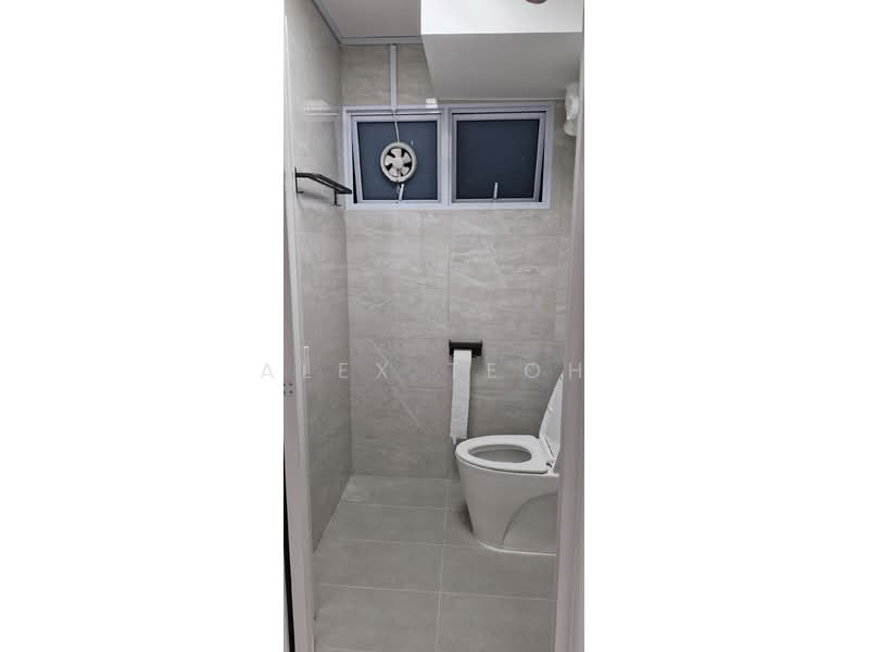 309 Clementi Avenue 4, 309 Clementi Avenue 4, Room Rental, 100 sqft, HDB Flat For Rent, by Alex Teoh, 500214033 - Bathroom - PropertyGuru.com.sg