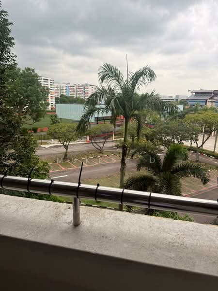 728 Yishun Street 71, 728 Yishun Street 71, 2 Bedrooms, 721 sqft, HDB Flat For Sale, by Mukesh D, 500214037 - Exterior - PropertyGuru.com.sg
