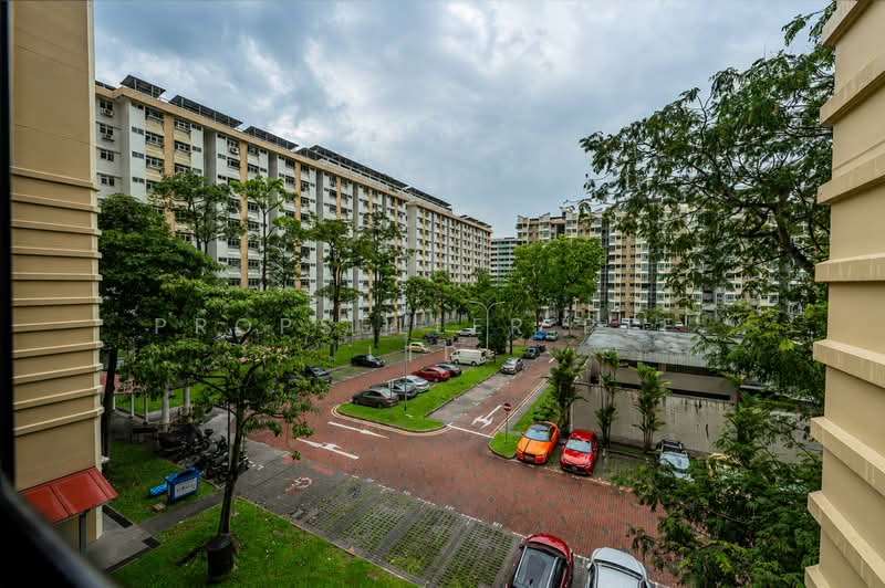 642 Ang Mo Kio Avenue 5, 642 Ang Mo Kio Avenue 5, 4 Bedrooms, 1,302 sqft, HDB Flat For Sale, by JOHN YEO, 500214039 - Exterior - PropertyGuru.com.sg