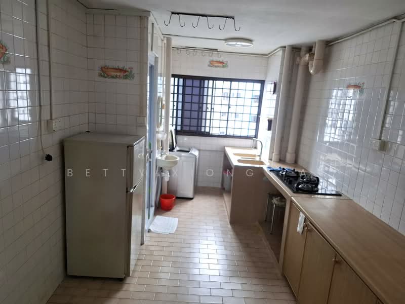 534 Bedok North Street 3, 534 Bedok North Street 3, 1 Bedroom, 505 sqft, HDB Flat For Rent, by Betty Xiong Yan, 500214040 - Kitchen - PropertyGuru.com.sg
