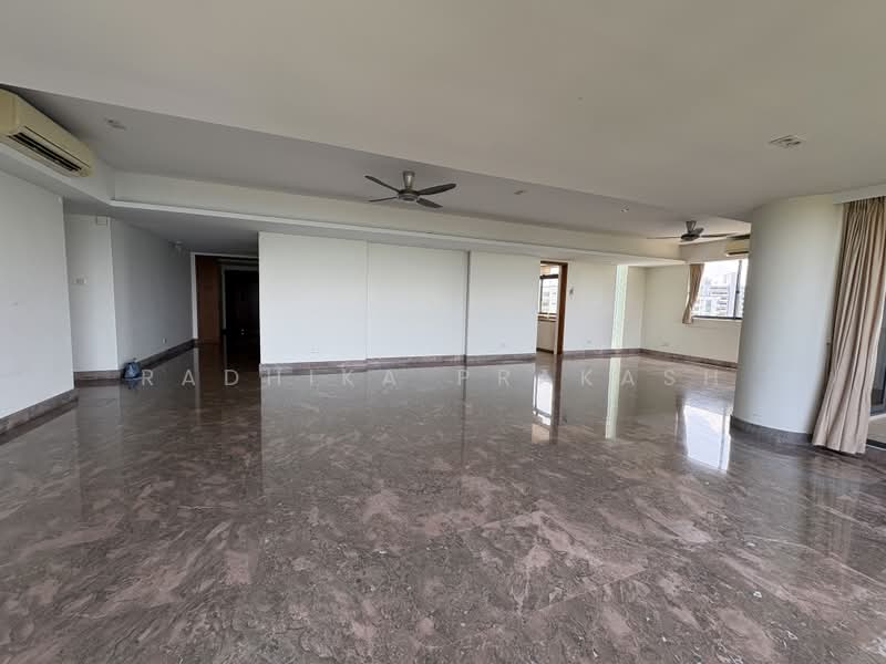 The Sovereign, 99 Meyer Road, 4 Bedrooms, 3,304 sqft, Condominium For Rent, by Radhika Prakash, 500214042 - Living Room - PropertyGuru.com.sg