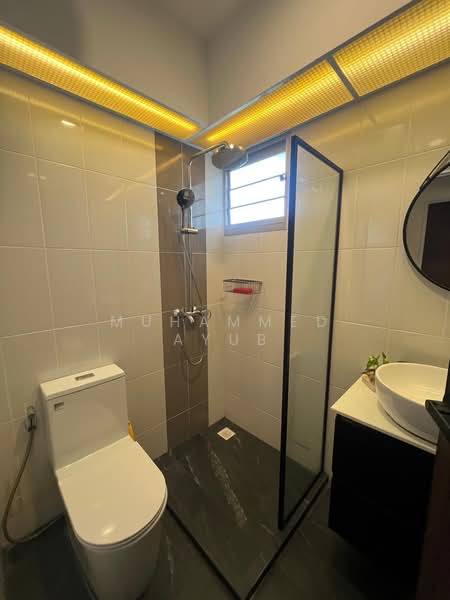 473D Upper Serangoon Crescent, 473D Upper Serangoon Crescent, 3 Bedrooms, 1,000 sqft, HDB Flat For Rent, by Muhammed Ayub, 500214043 - Bathroom - PropertyGuru.com.sg