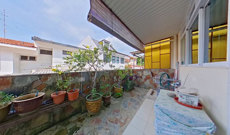 Tai keng terrace, , 4 Bedrooms, 2,980 sqft, Terraced House For Sale, by Alphonsus Pereira, 500214045 - Balcony - PropertyGuru.com.sg
