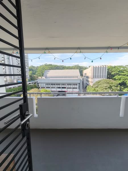 26 Teck Whye Lane, 26 Teck Whye Lane, 2 Bedrooms, 796 sqft, HDB Flat For Sale, by Noor Abdul, 500214051 - Balcony - PropertyGuru.com.sg
