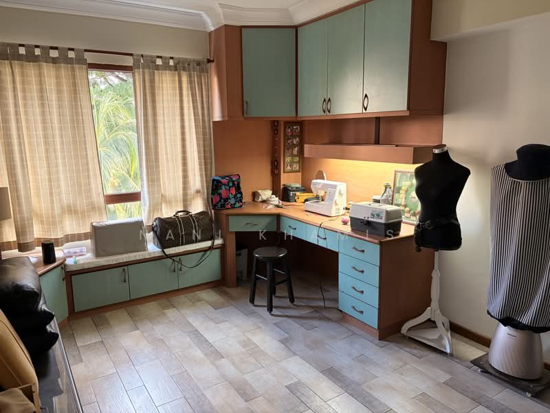 241 Pasir Ris Street 21, 241 Pasir Ris Street 21, 4 Bedrooms, 1,679 sqft, HDB Flat For Sale, by Nani Khamis, 500214057 - Study - PropertyGuru.com.sg