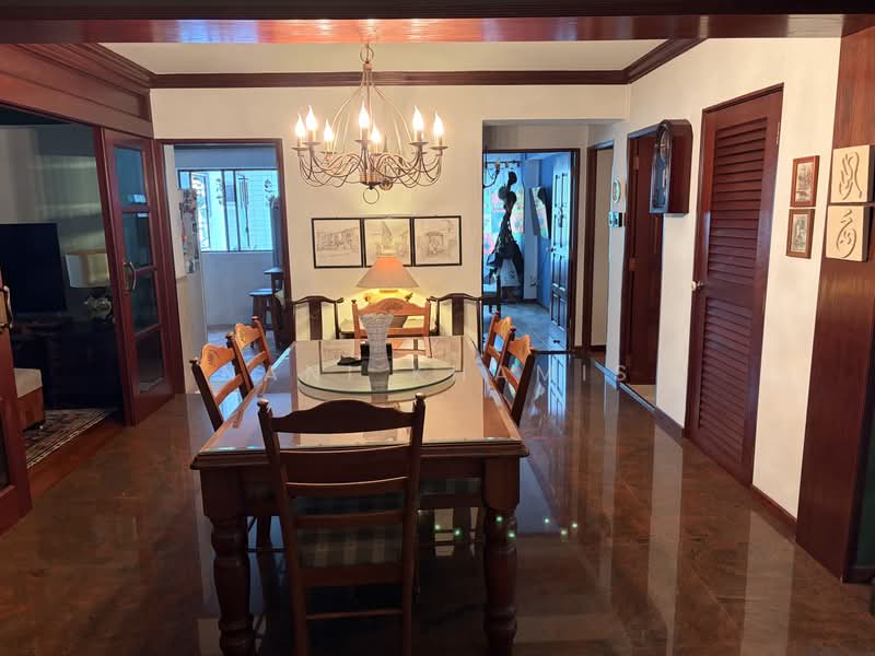 241 Pasir Ris Street 21, 241 Pasir Ris Street 21, 4 Bedrooms, 1,679 sqft, HDB Flat For Sale, by Nani Khamis, 500214057 - Dining Room - PropertyGuru.com.sg
