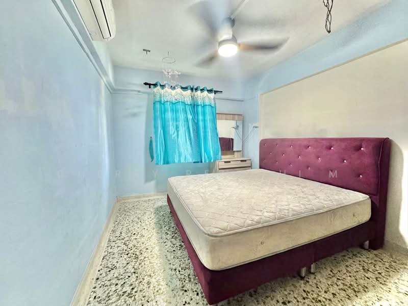 526 Bedok North Street 3, 526 Bedok North Street 3, 2 Bedrooms, 721 sqft, HDB Flat For Sale, by Cherry Revathi M, 500214065 - Bedroom - PropertyGuru.com.sg