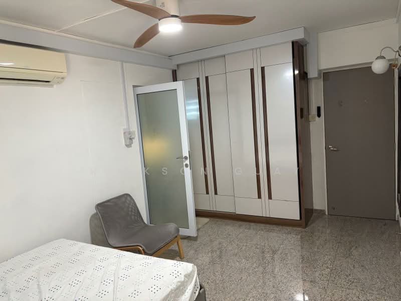 Master Bedroom and Common Room available for rent in Jurong West area, 057, , Room Rental, 140 sqft, HDB Flat For Rent, by Nickson Guay, 500214068 - Master Bedroom - PropertyGuru.com.sg