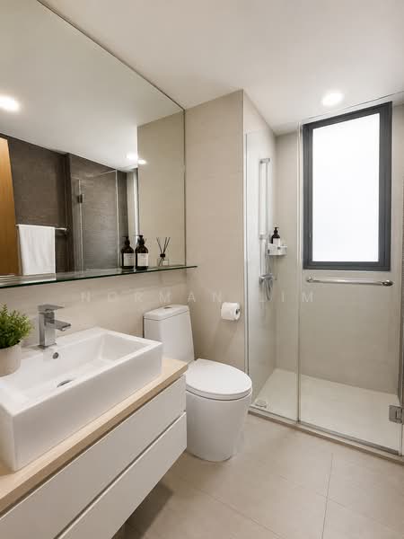 Seastrand, 1 Pasir Ris Link, 3 Bedrooms, 1,109 sqft, Condominium For Sale, by Norman Lim, 500214072 - Bathroom - PropertyGuru.com.sg