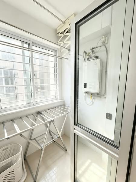 82A Circuit Road, 82A Circuit Road, 2 Bedrooms, 732 sqft, HDB Flat For Sale, by Franklin Chan, 500214103 - Balcony - PropertyGuru.com.sg