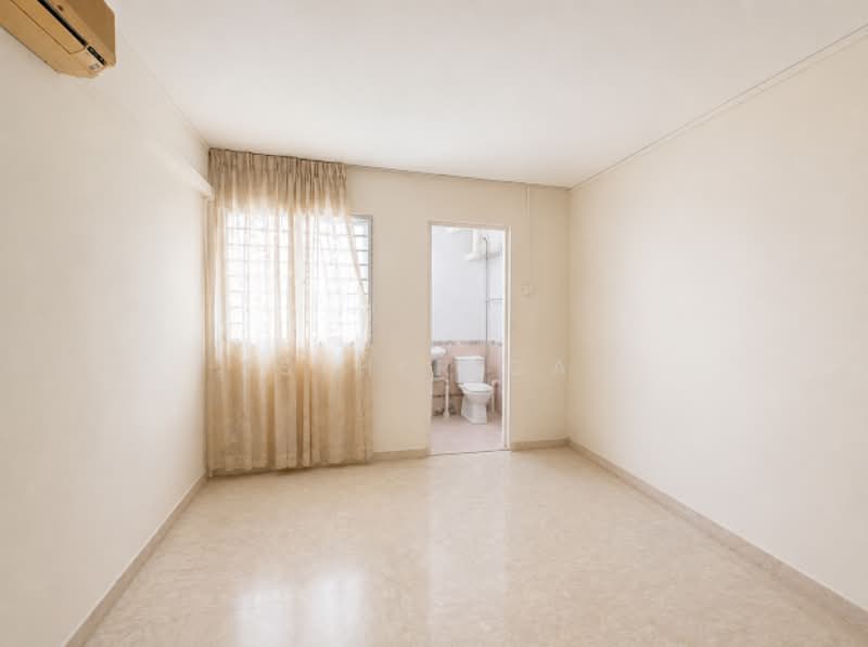 308 Bukit Batok Street 31, 308 Bukit Batok Street 31, 3 Bedrooms, 1,001 sqft, HDB Flat For Sale, by Esther Cai, 500214114 - Bathroom - PropertyGuru.com.sg