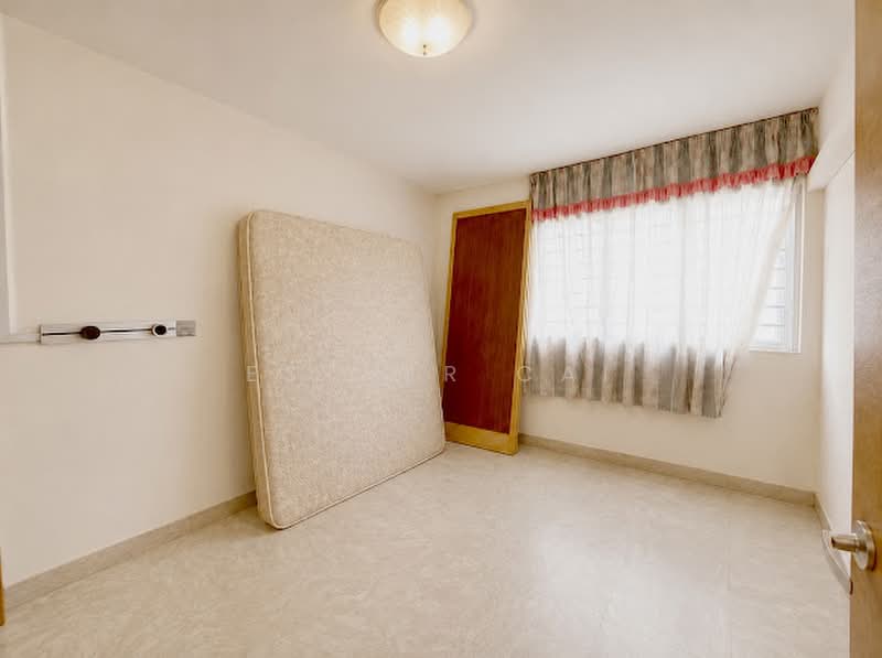 308 Bukit Batok Street 31, 308 Bukit Batok Street 31, 3 Bedrooms, 1,001 sqft, HDB Flat For Sale, by Esther Cai, 500214114 - Bedroom - PropertyGuru.com.sg