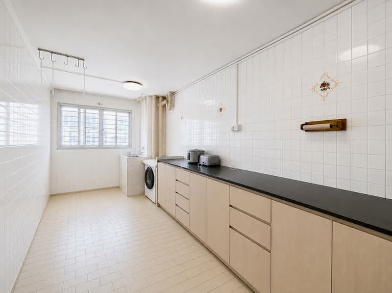 308 Bukit Batok Street 31, 308 Bukit Batok Street 31, 3 Bedrooms, 1,001 sqft, HDB Flat For Sale, by Esther Cai, 500214114 - Kitchen - PropertyGuru.com.sg