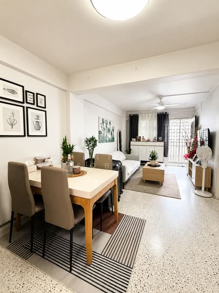 63 Kallang Bahru, 63 Kallang Bahru, 3 Bedrooms, 732 sqft, HDB Flat For Sale, by Dominic Sim Sobak, 500214115 - Living Room - PropertyGuru.com.sg