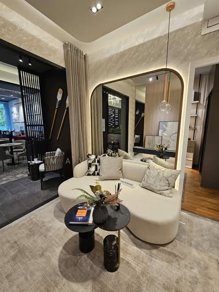 The Arcady At Boon Keng, 1037 Serangoon Road, 2 Bedrooms, 764 sqft, Condominium For Sale, by Mavis Goh, 500214117 - Living Room - PropertyGuru.com.sg