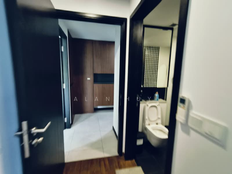Bukit 828, 828 Upper Bukit Timah Road, Room Rental, 300 sqft, Condominium For Rent, by Alan Huy, 500214121 - Bathroom - PropertyGuru.com.sg