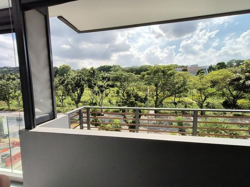 Bukit 828, 828 Upper Bukit Timah Road, Dairy Farm / Bukit Panjang / Choa Chu Kang, Room Rental, 300 sqft, Condominium For Rent, by Alan Huy, 500214121 - Balcony - PropertyGuru.com.sg