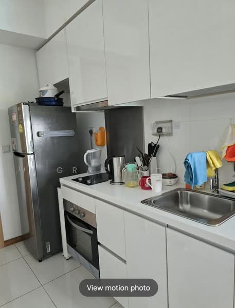 Eight Courtyards, 14 Canberra Drive, Studio, 400 sqft, Condominium For Rent, by Grace Liu, 500214137 - Kitchen - PropertyGuru.com.sg