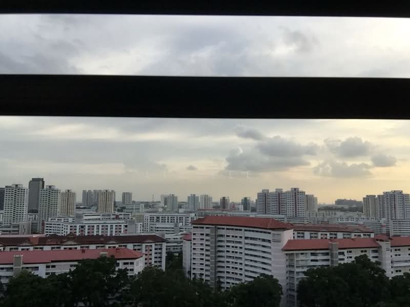 171 Bukit Batok West Avenue 8, 171 Bukit Batok West Avenue 8, 3 Bedrooms, 1,442 sqft, HDB Flat For Rent, by Liz Lee, 500214147 - Exterior - PropertyGuru.com.sg