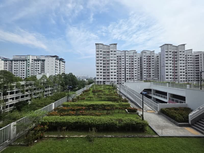 780F Woodlands Crescent, 780F Woodlands Crescent, 2 Bedrooms, 721 sqft, HDB Flat For Sale, by Jessie Tan, 500214155 - Exterior - PropertyGuru.com.sg