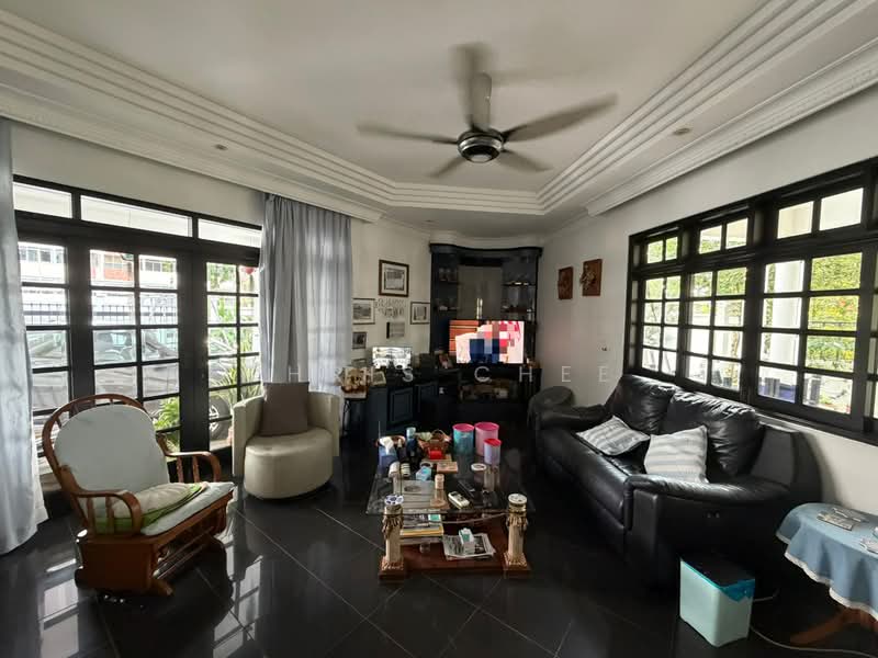 Parry Avenue, , 5 Bedrooms, 2,680 sqft, Semi-Detached House For Sale, by Chris Chee, 500214158 - Living Room - PropertyGuru.com.sg