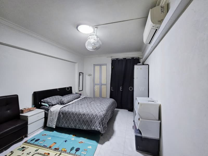 234 Tampines Street 21, 234 Tampines Street 21, 3 Bedrooms, 1,119 sqft, HDB Flat For Sale, by Louis Leow, 500214159 - Bedroom - PropertyGuru.com.sg