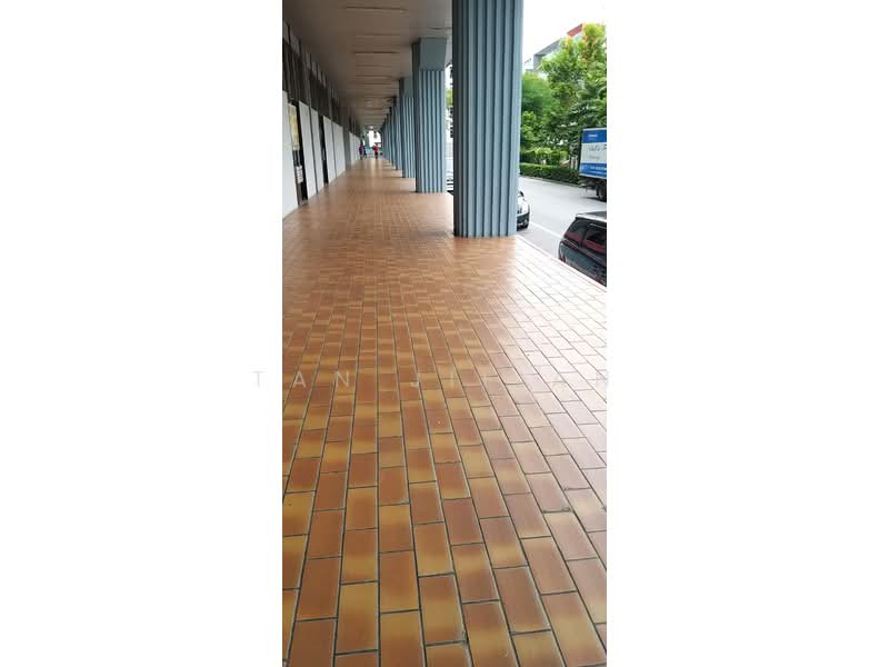 Sindo Industrial Building, 66 Tannery Lane, 340 sqft, Light Industrial (B1) For Rent, by Tan Jilian, 500214166 - Spacious common corridor - CommercialGuru.com.sg