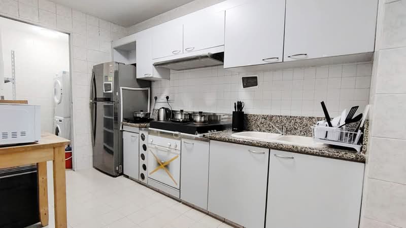 The Huntington, 190 Moulmein Road, Room Rental, 200 sqft, Condominium For Rent, by Erica Yap, 500214175 - Kitchen - PropertyGuru.com.sg