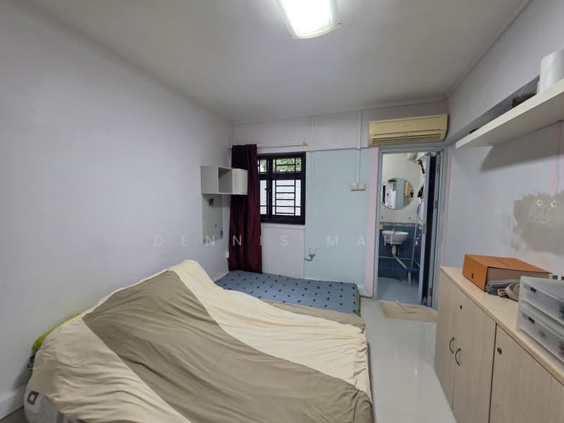 321 Ang Mo Kio Avenue 1, 321 Ang Mo Kio Avenue 1, 3 Bedrooms, 786 sqft, HDB Flat For Sale, by Dennis Mah, 500214184 - Bedroom - PropertyGuru.com.sg