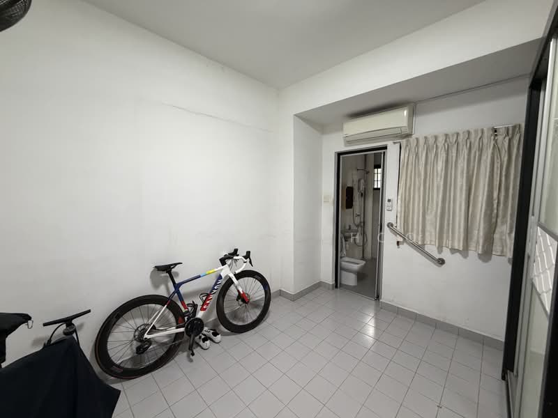 Avila Terrace, Mariam Way, 5 Bedrooms, 3,500 sqft, Terraced House For Sale, by Lincoln Choo, 500214185 - Bathroom - PropertyGuru.com.sg
