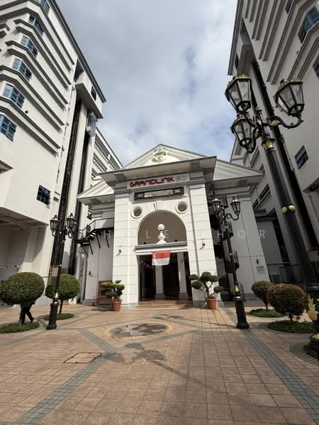 Grandlink Square, 511 Guillemard Road, Eunos / Geylang / Paya Lebar, 1,200 sqft, Food & Beverage For Rent, by Nichole Thor, 500214212 - Exterior - CommercialGuru.com.sg