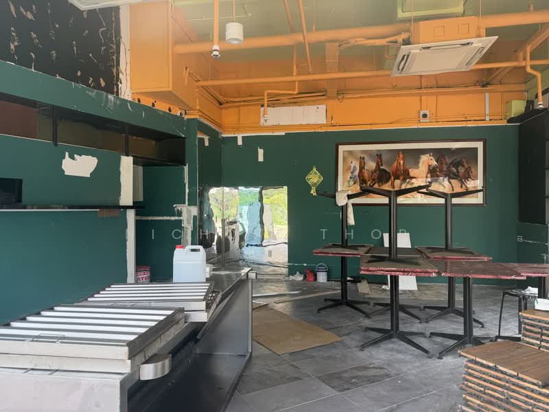 Grandlink Square, 511 Guillemard Road, Eunos / Geylang / Paya Lebar, 1,200 sqft, Food & Beverage For Rent, by Nichole Thor, 500214212 - Interior - CommercialGuru.com.sg