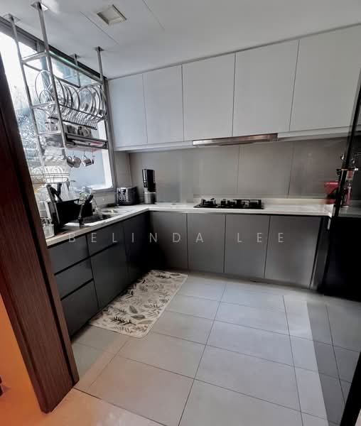 Q Bay Residences, 1 Tampines Street 86, 4 Bedrooms, 1,378 sqft, Condominium For Sale, by Belinda Lee, 500214214 - Kitchen - PropertyGuru.com.sg