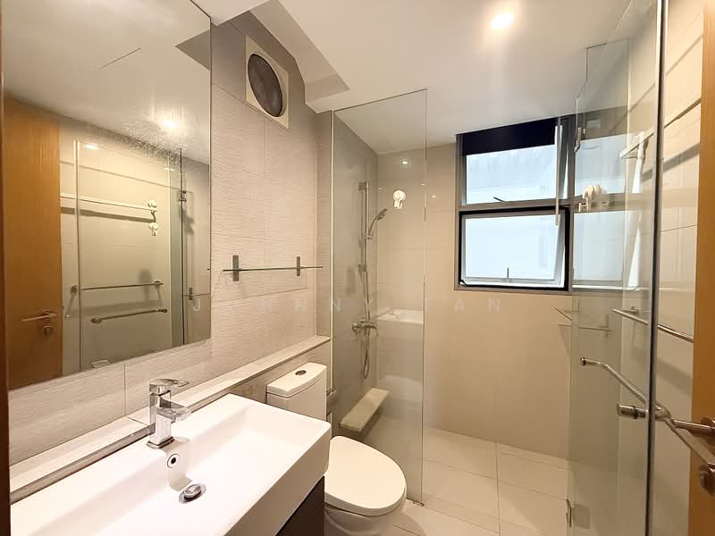 Prive, 31 Punggol Field, 2 Bedrooms, 829 sqft, Executive Condominium For Rent, by Johnny Tan, 500214215 - Bathroom - PropertyGuru.com.sg