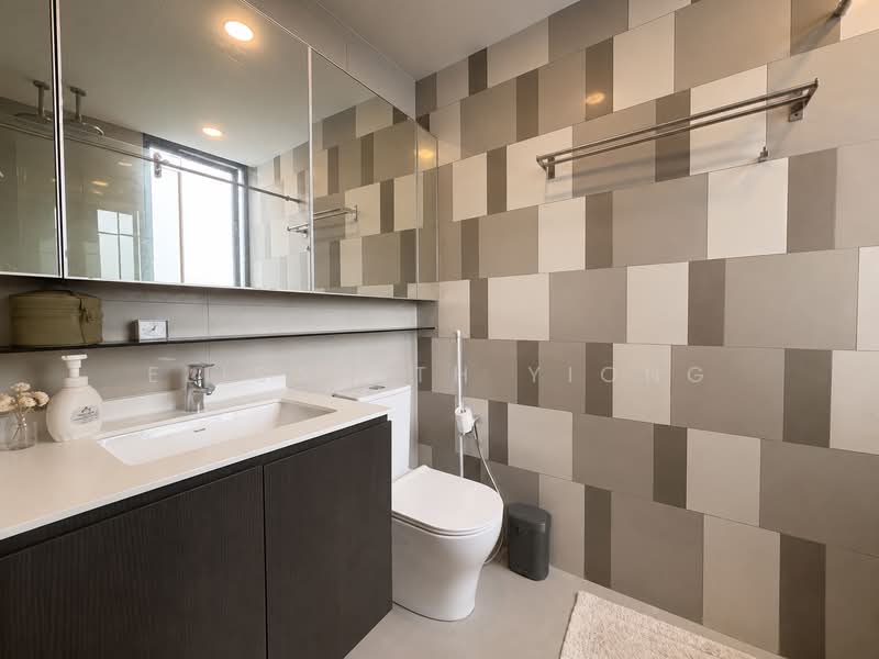 Foresque Residences, 107 Petir Road, Dairy Farm / Bukit Panjang / Choa Chu Kang, 3 Bedrooms, 1,270 sqft, Condominium For Sale, by Elisabeth Yiong, 500214217 - Bathroom - PropertyGuru.com.sg