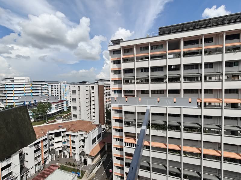 302 Serangoon Avenue 2, 302 Serangoon Avenue 2, Studio, 250 sqft, HDB Flat For Rent, by Jeremy Liew, 500214224 - Exterior - PropertyGuru.com.sg