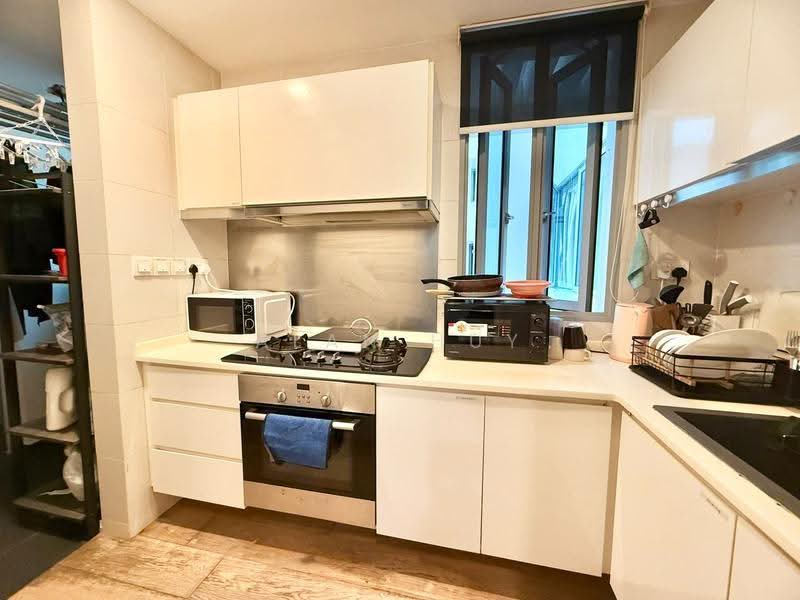 Ferraria Park Condo, 8 Flora Drive, Changi Airport / Changi Village, Room Rental, 200 sqft, Condominium For Rent, by Alan Huy, 500214225 - Kitchen - PropertyGuru.com.sg
