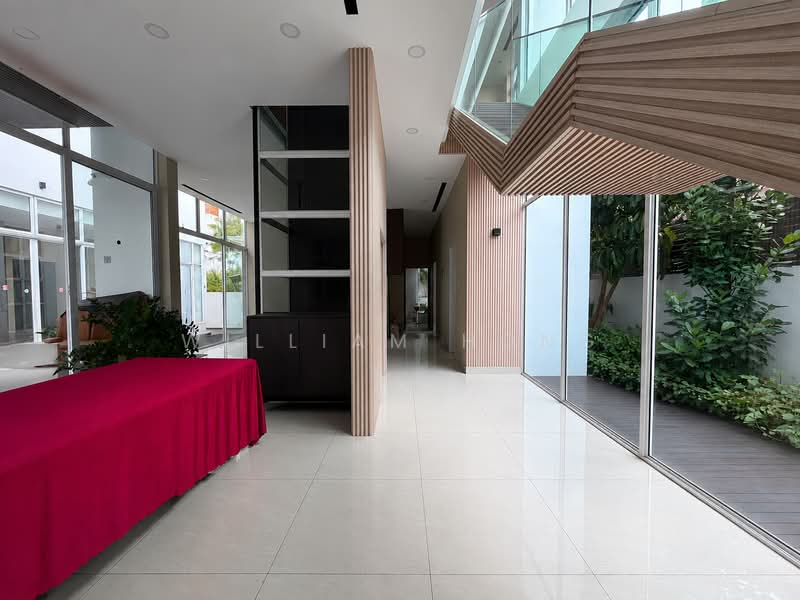 3.5 Storey Modern Beach Facing Detached with Lift. Cheap bungalow under 4million, Pasir Ris Lane / Pasir Ris Way / Pasir Ris Ave / Pasir Ris Road, 7 Bedrooms, 8,000 sqft, Detached House For Sale, by William Hong, 500214227 - Interior - PropertyGuru.com.sg