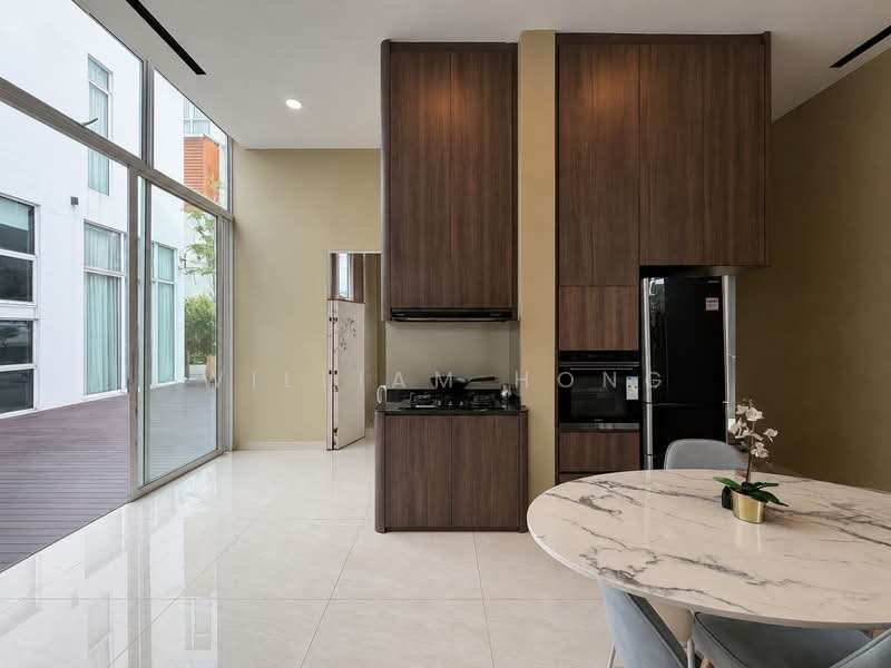 3.5 Storey Modern Beach Facing Detached with Lift. Cheap bungalow under 4million, Pasir Ris Lane / Pasir Ris Way / Pasir Ris Ave / Pasir Ris Road, 7 Bedrooms, 8,000 sqft, Detached House For Sale, by William Hong, 500214227 - Kitchen - PropertyGuru.com.sg